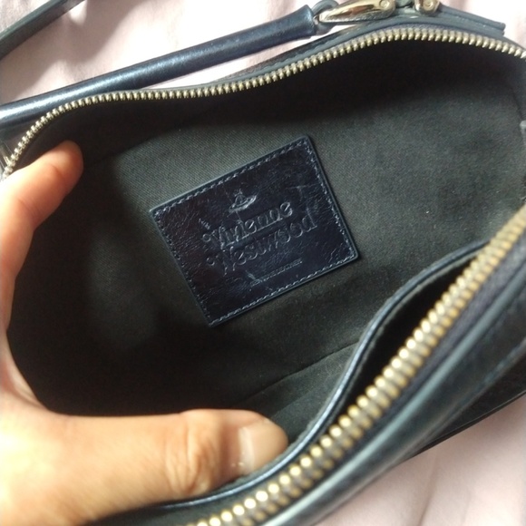 Vivienne Westwood  Kathy Oval Crossbody Bag in Blue - Picture 8 of 9